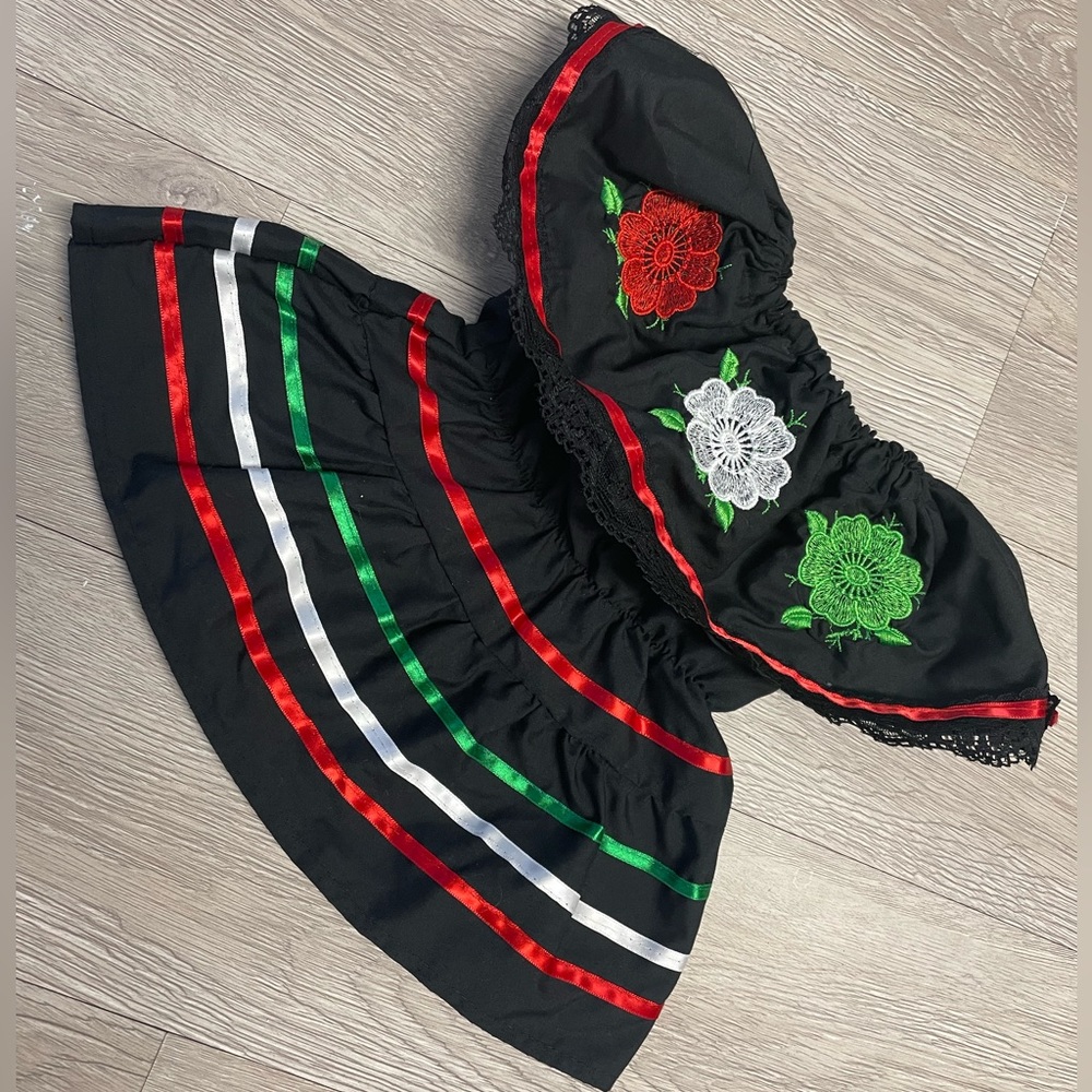 Baby Girl Artesanal Mexican Embroidered Dress 3-6m